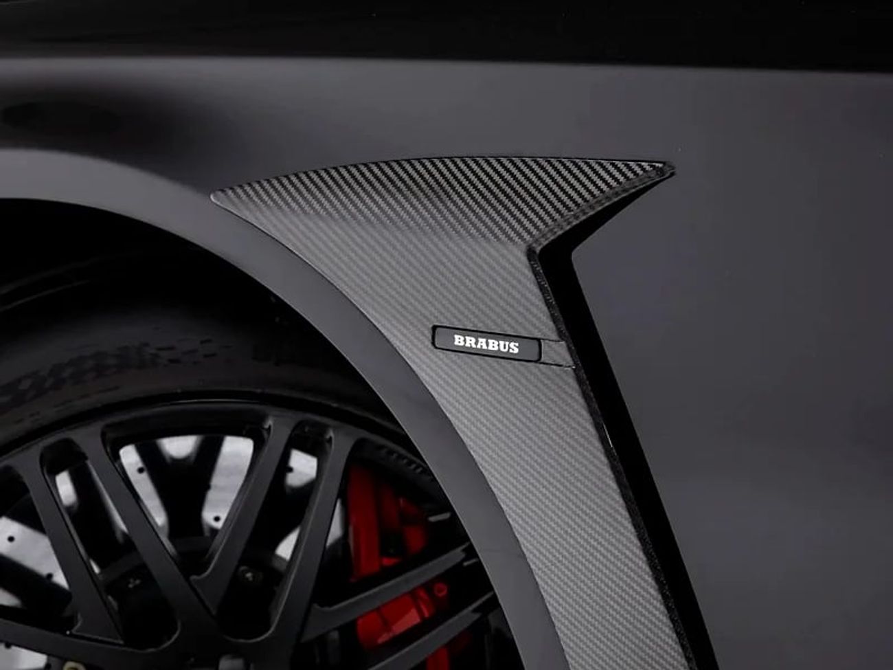 Mercedes-Benz S 63 AMG Std 5.5L Brabus 850