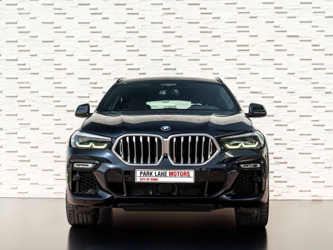 بي أم دبليو X6 xDrive40i Luxury M Sport Package 3.0L