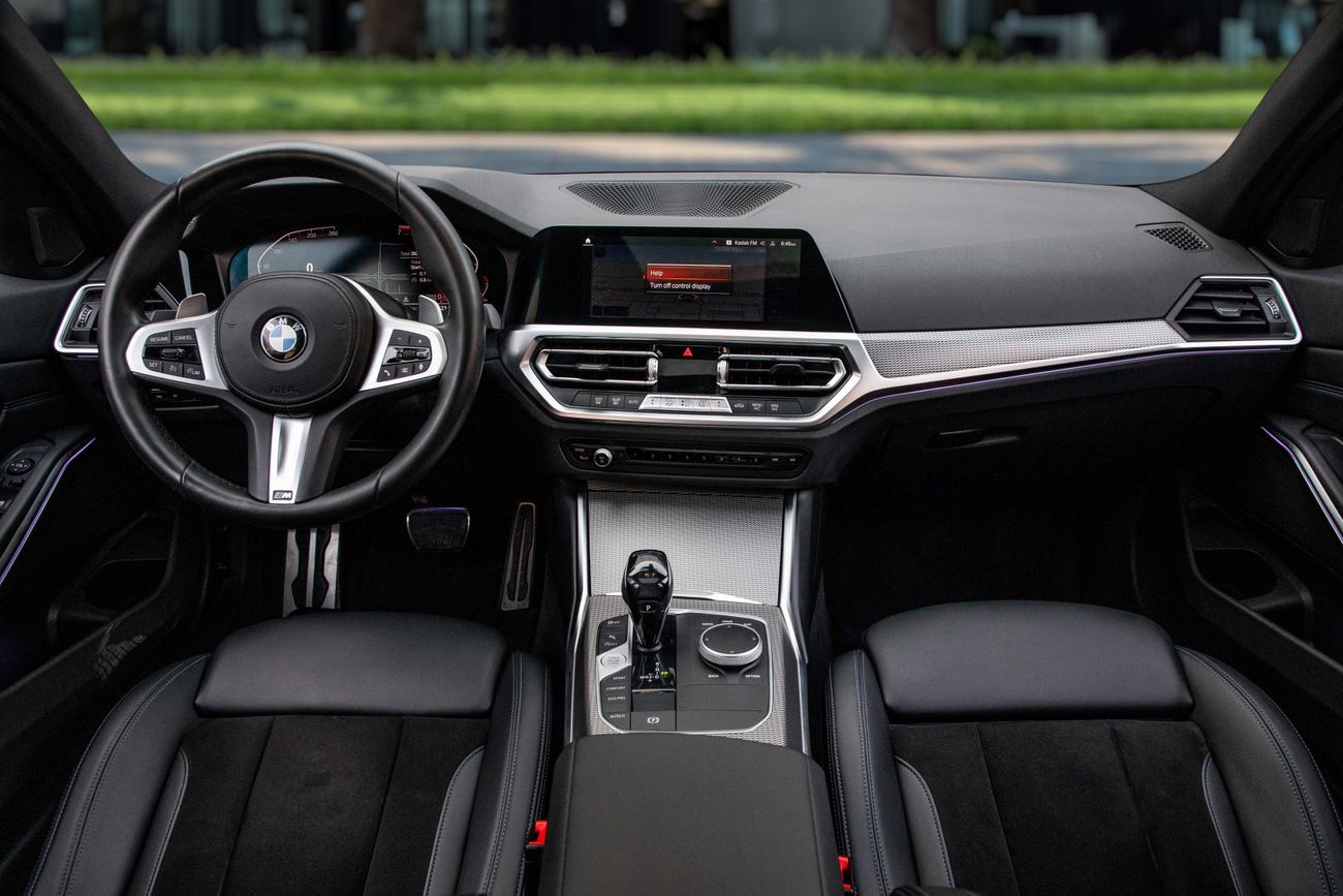 BMW 330i 2,644 P.M | 0% Downpayment | BMW 330i M Sport!