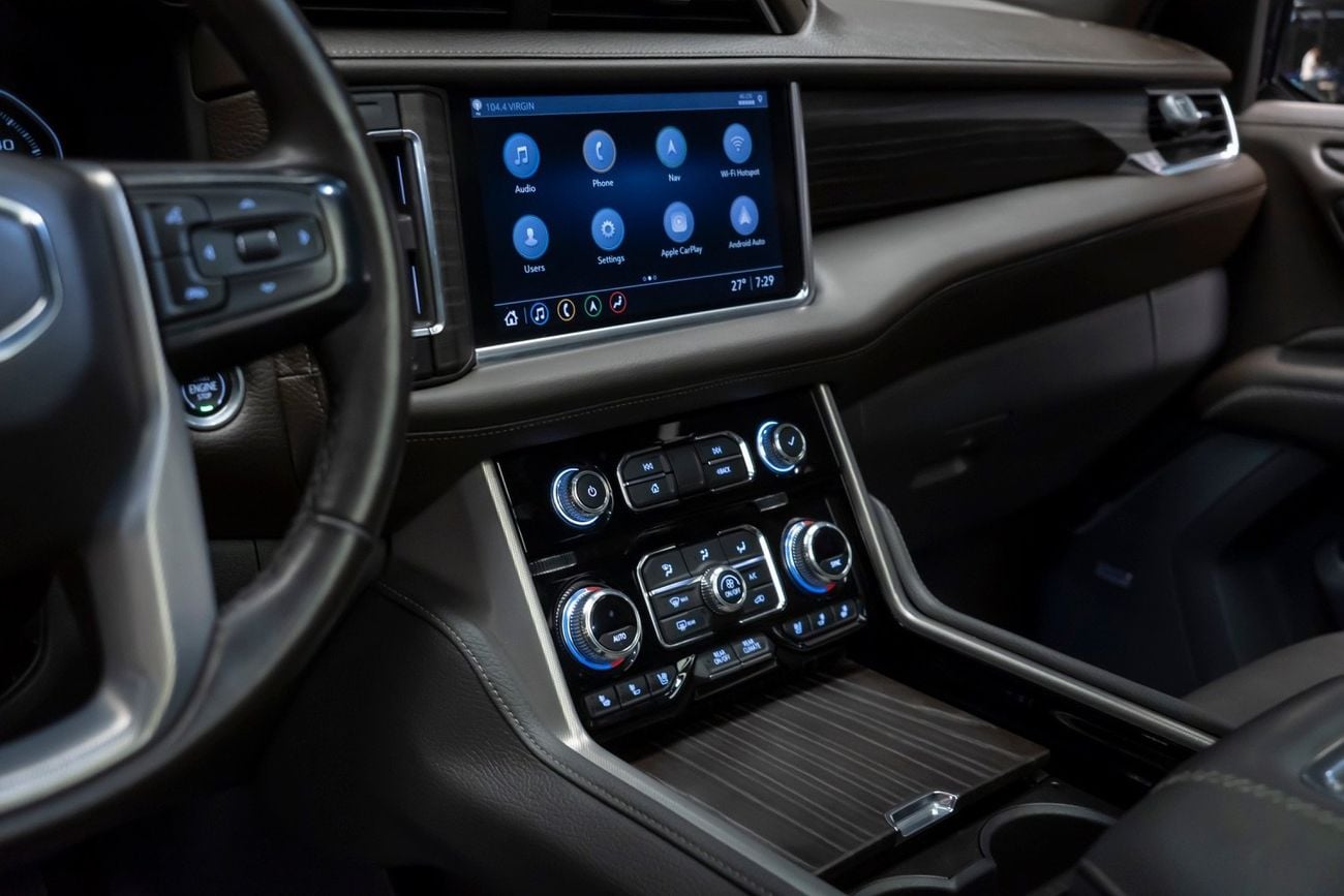 GMC Yukon Denali 6.2L (9 Seater)