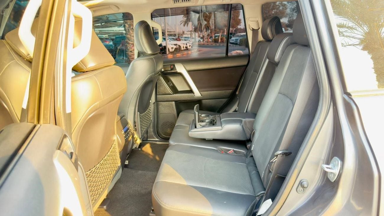 Toyota Prado PUSH START | SUNROOF | PARKING SENSORS | BACK CAMERA | AUTO | 2.8L DIESEL