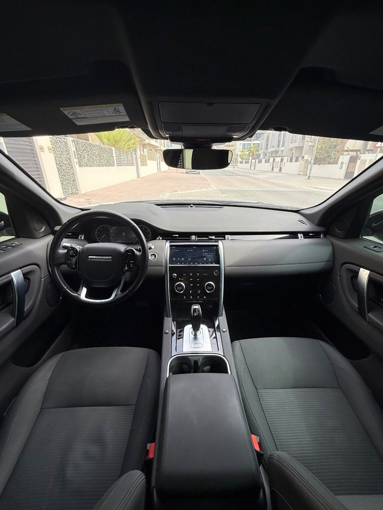Land Rover Discovery Sport P250