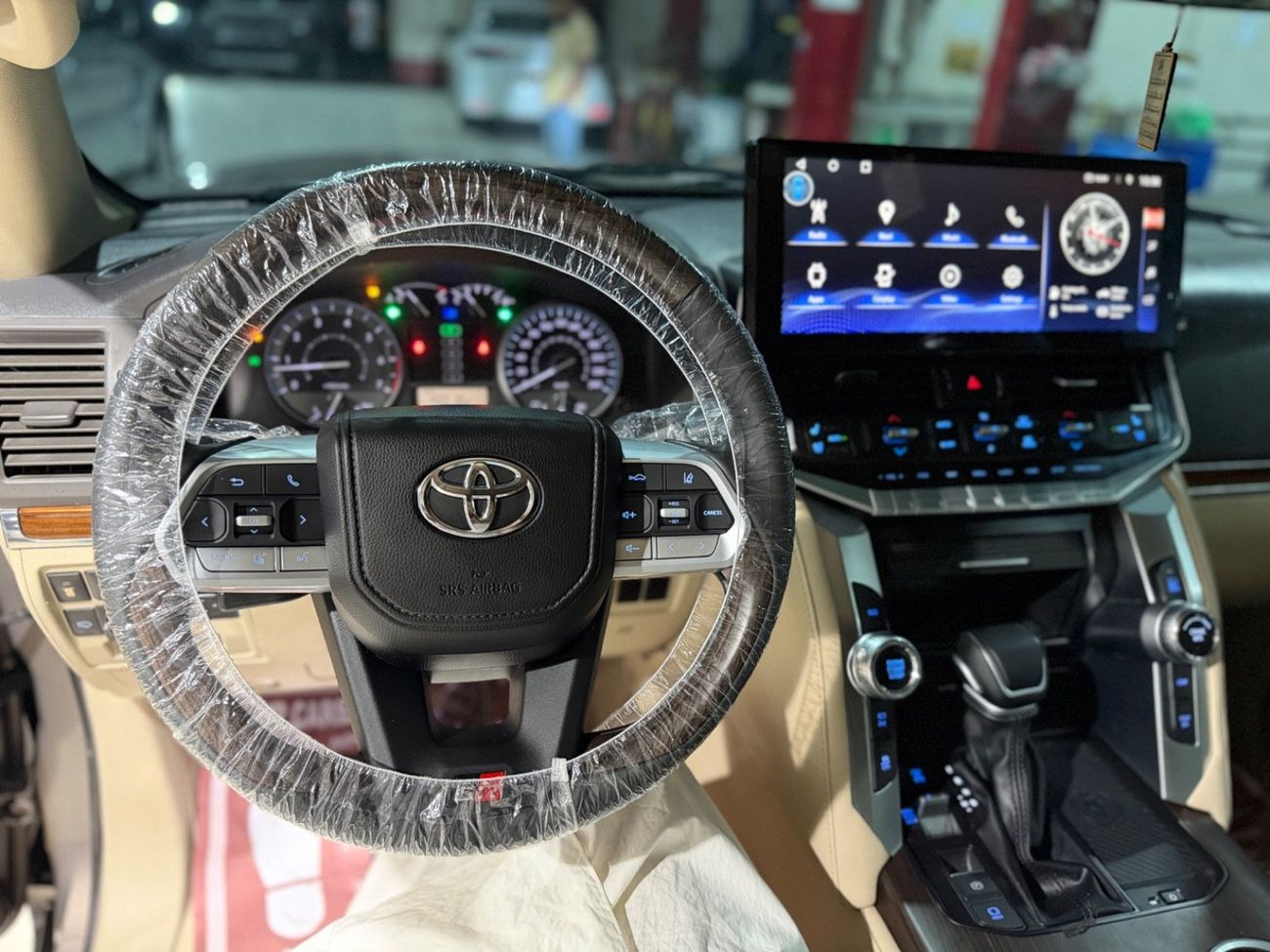 Toyota Land Cruiser GXR+ 4.0L