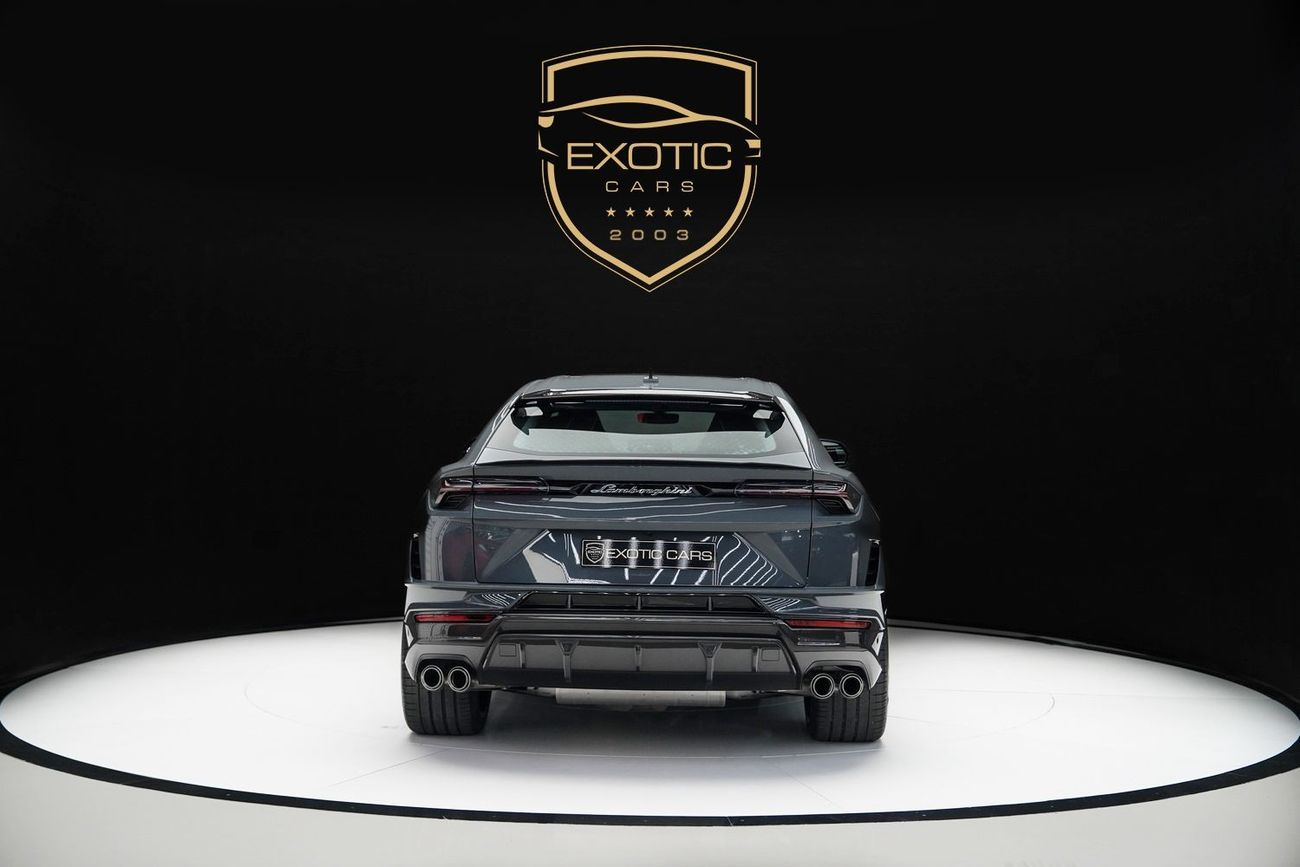 لامبورغيني اوروس 4.0T V8 Performante