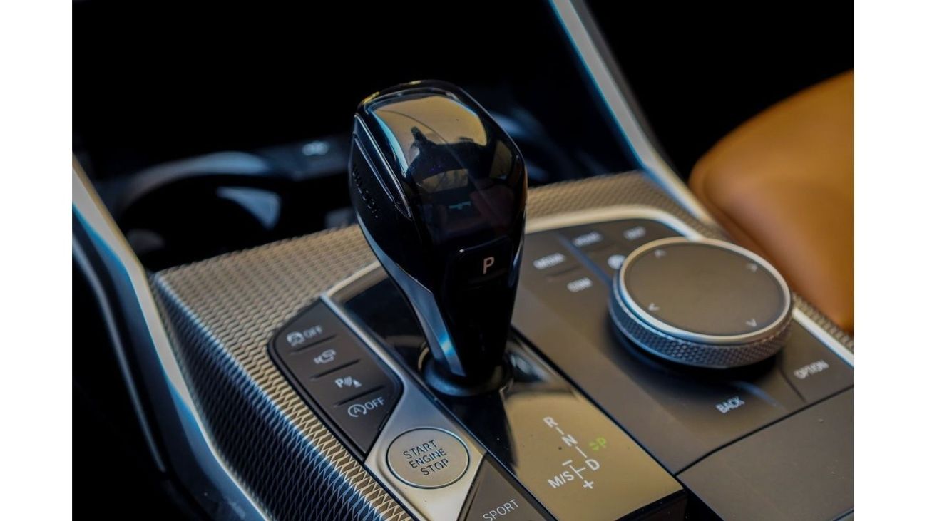 بي أم دبليو 330i M سبورت