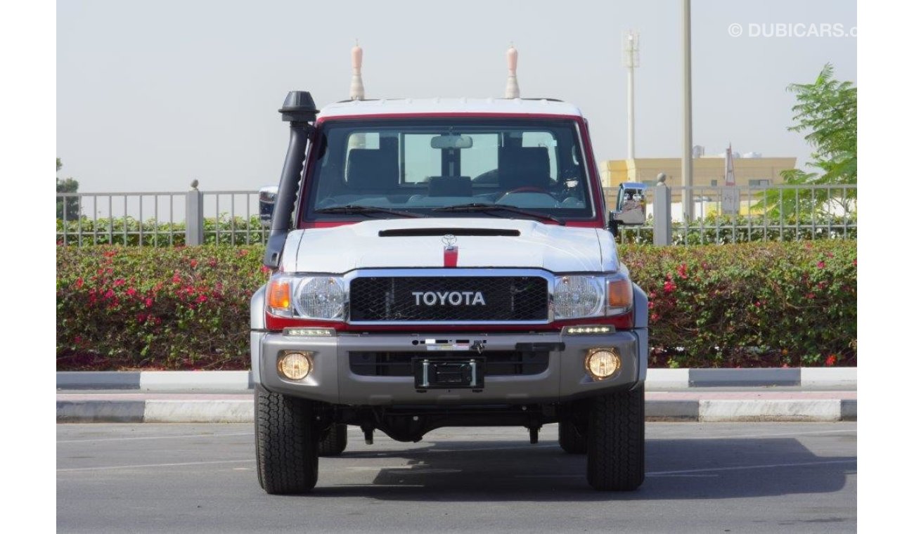 تويوتا لاند كروزر بيك آب Single Cab V8 4.5L Turbo Diesel