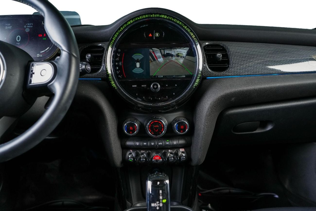 Mini Cooper S JUBLEE EDITION GCC-Mini Cooper Service History Available-Just Been Service-Special