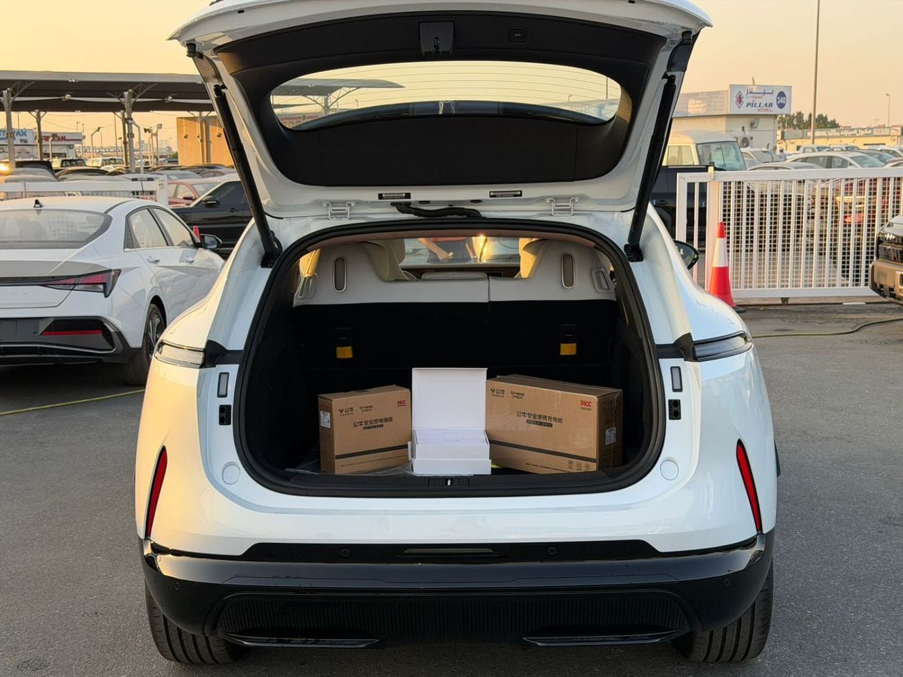 أفاتر 07 REEV Max Edition