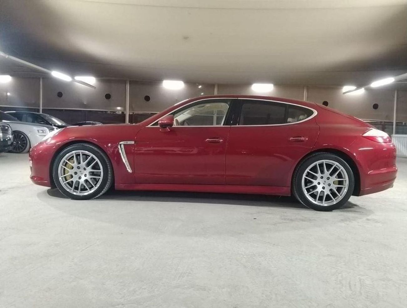 بورش باناميرا TURBO 2010 4.8L, WITH SPORTS CHRONO PACKAGE, BOSE SOUND SYSTEM AND MORE..