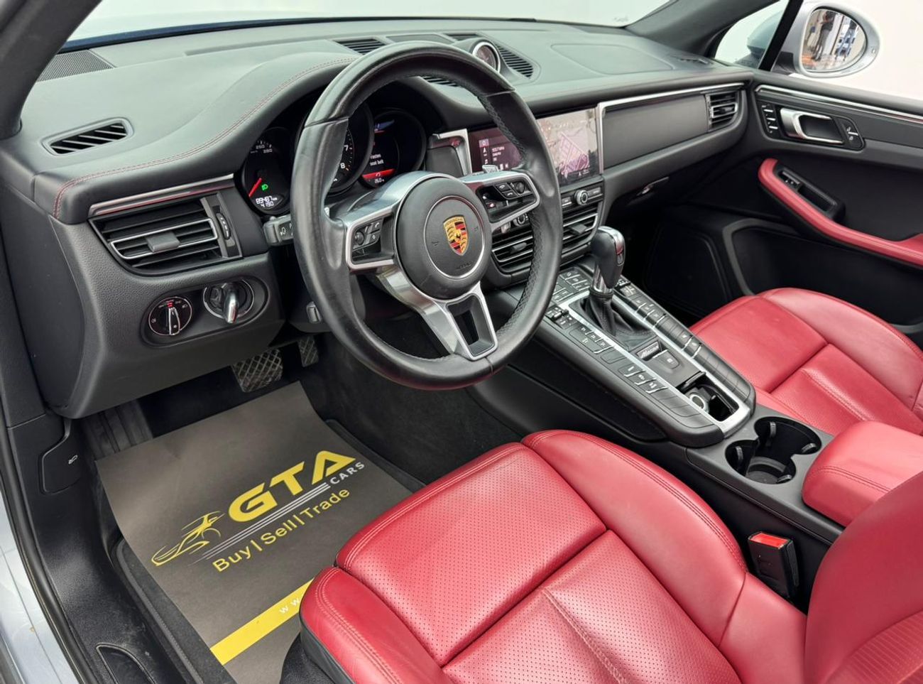 Porsche Macan Std 2.0L (252 HP) 2021 Porsche Macan, Full Service History, 1 Year Warranty, Excellent Condition, GC