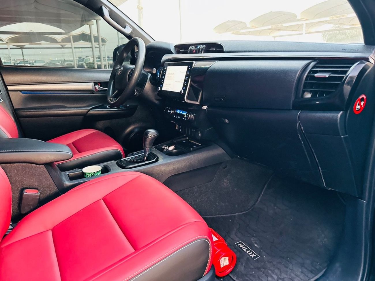 Toyota Hilux Toyota Hilux Adventure V6 LHD 4.0L Full Option