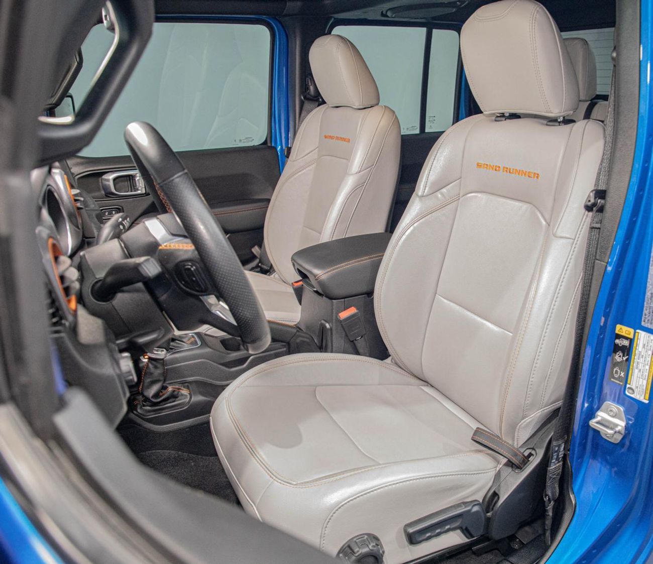 جيب جلادياتور Sand Runner 3.6L