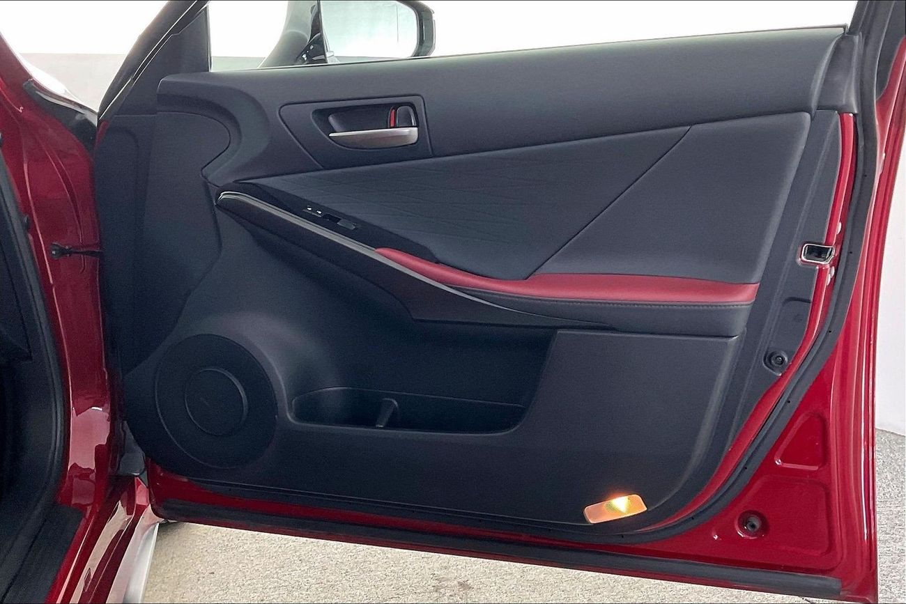 لكزس IS 300 Premier | شامل الضمان | 0 ﺪﻔﻋﺓ ﺃﻮﻟﻯ