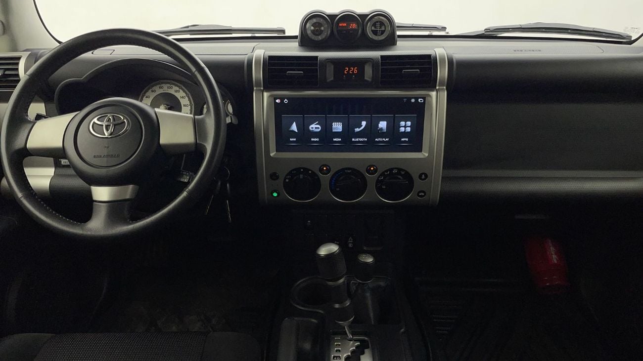 تويوتا إف جي كروزر 4L 2021 | 0 DP | 1673/Month | 30 Day Return | Service History