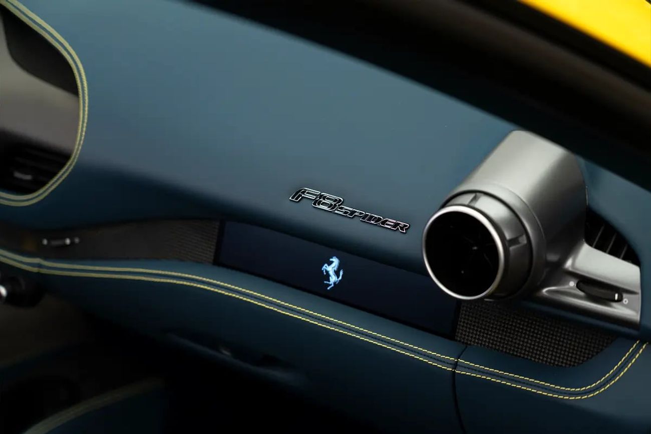 فيراري ف ٨ سبيدر 3.9T V8