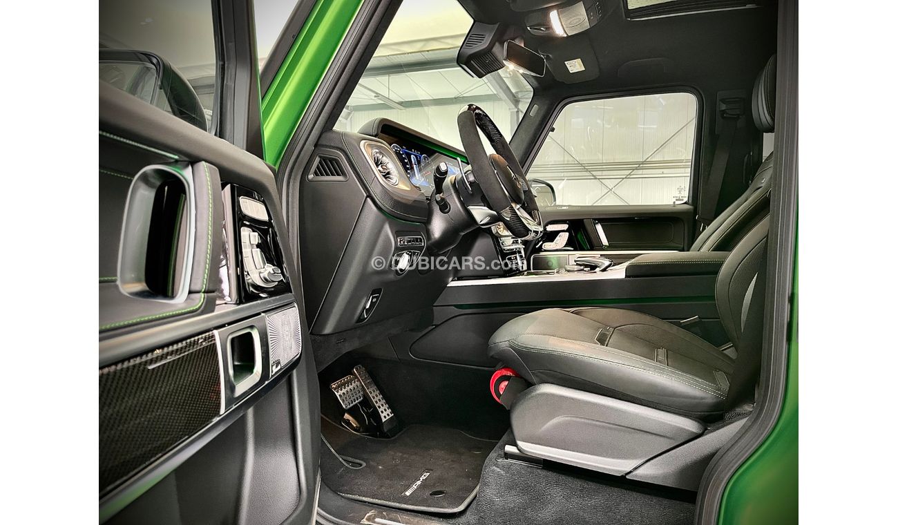 Mercedes-Benz G 63 AMG NIGHT PACKAGE 2