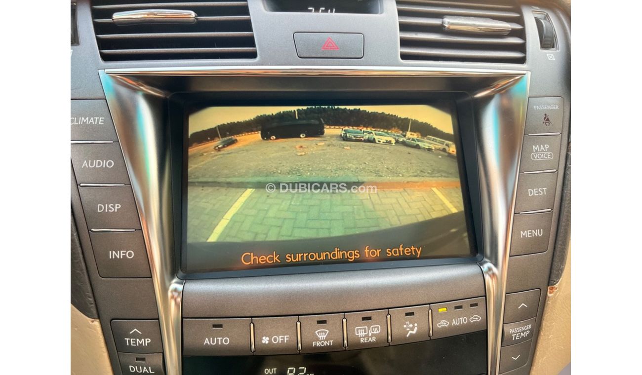 Lexus LS460