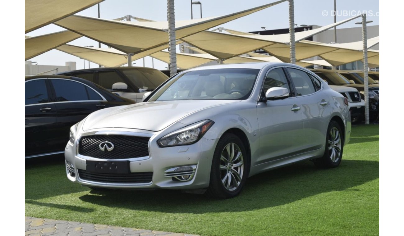 Infiniti Q70 Gcc first owner top opition sport