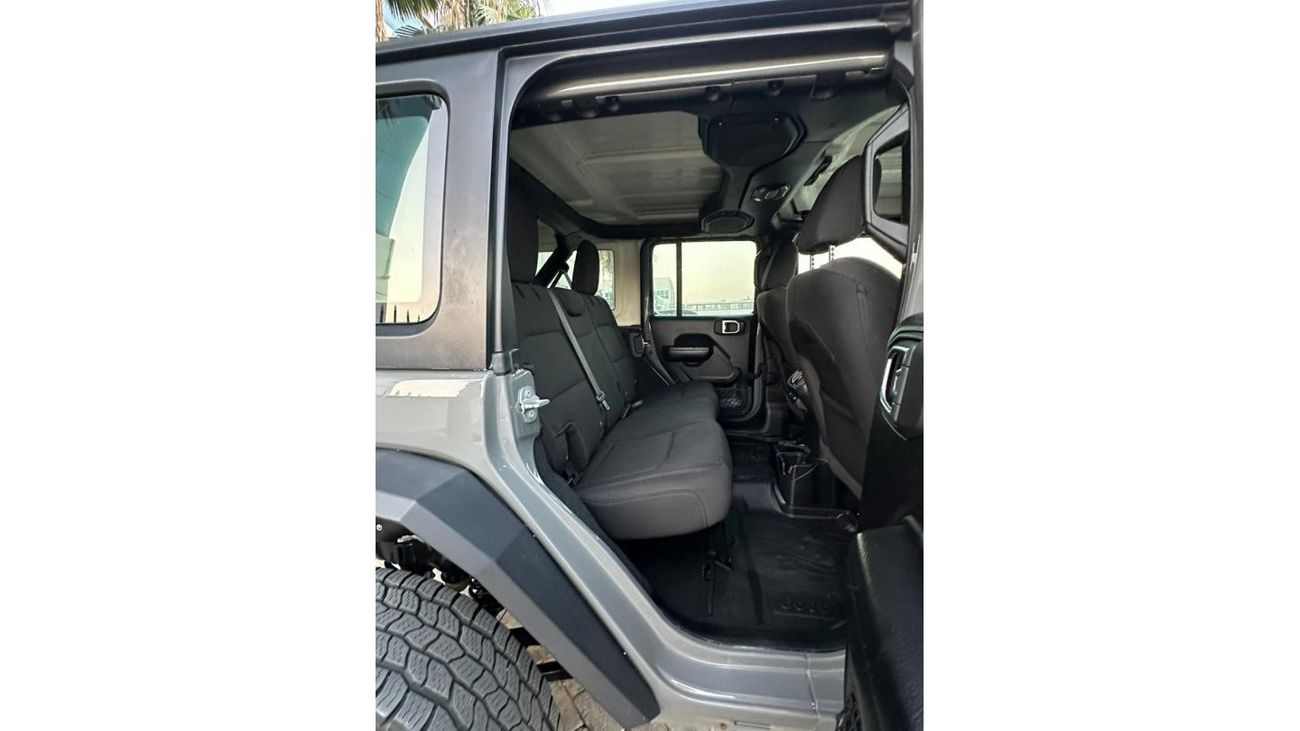Jeep Wrangler Unlimited Sport