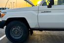تويوتا لاند كروزر 70 LC79 STD - Manual . Diesel . Pick Up Truck . All Wheel Drive . 3 Seats . 2 Doors