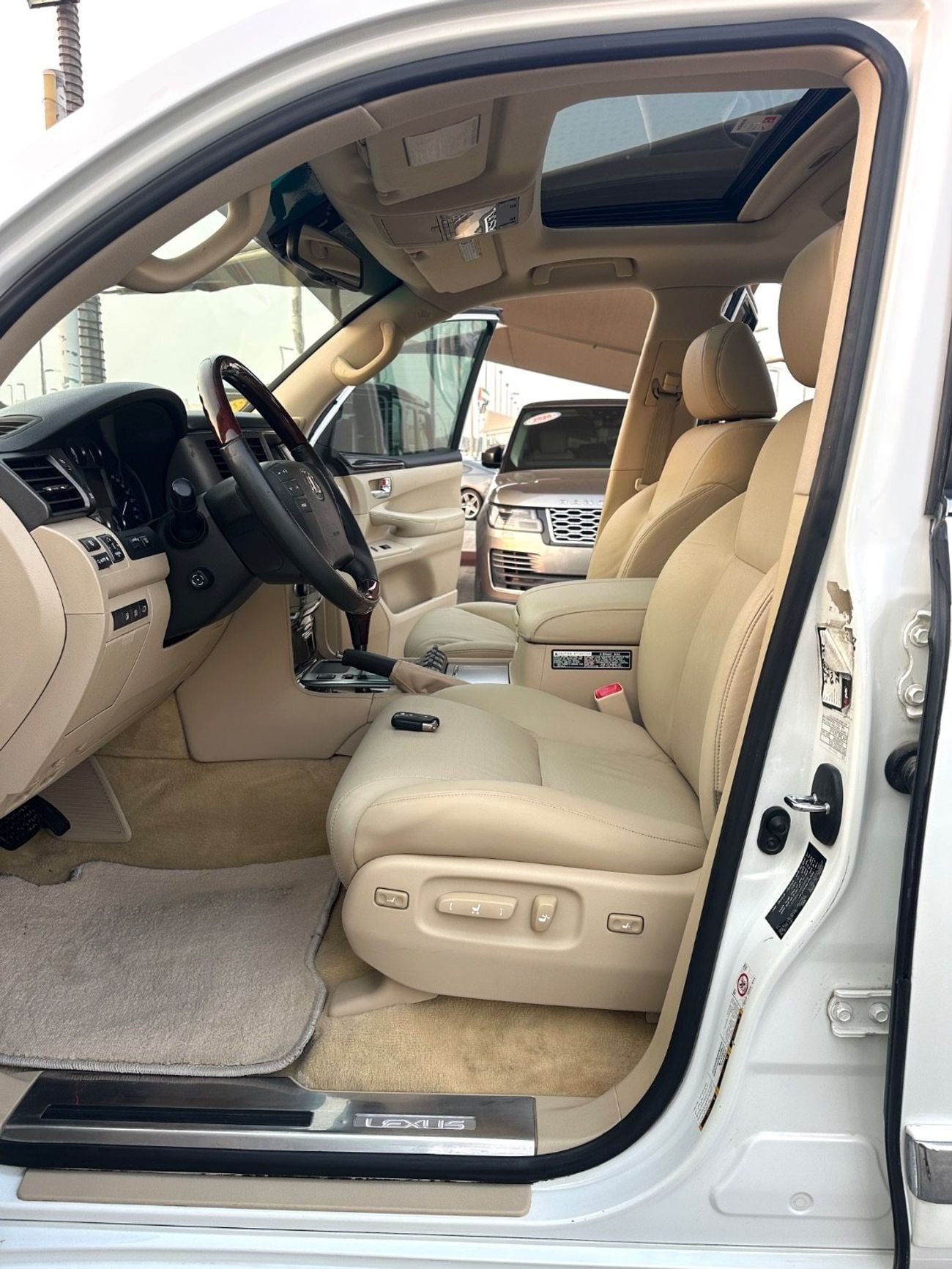 Lexus LX570 NAVIGATION SPORT