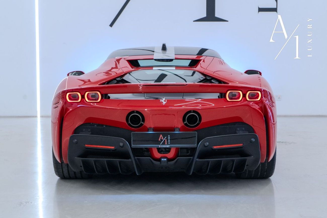 فيراري SF90 ستراديل 2021 Ferrari SF90 Stradale, Carbon Fiber Package, Full Ferrari Service History, GCC