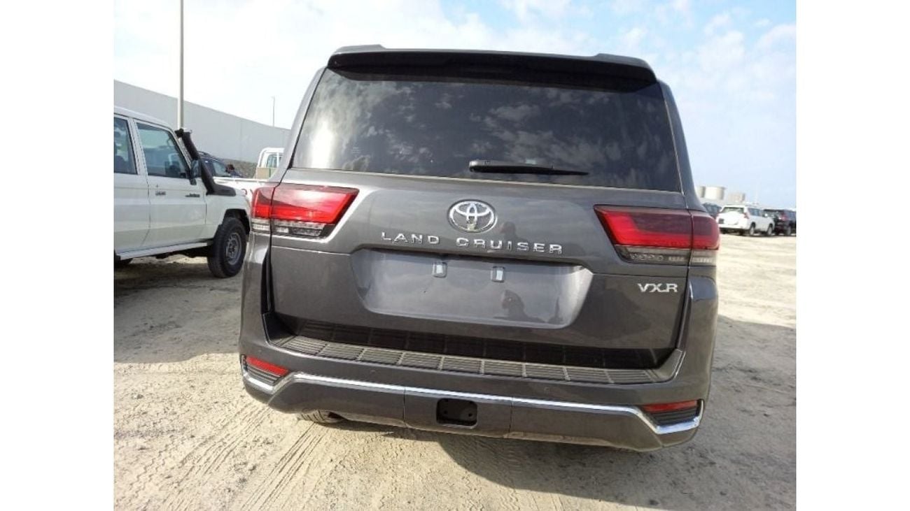 Toyota Land Cruiser LAND CRUISER VX-R 3.5L V6 PETROL | RHD |AVAILABLE COLOR GRAY & SILVER| 03 YEARS WARRANTY