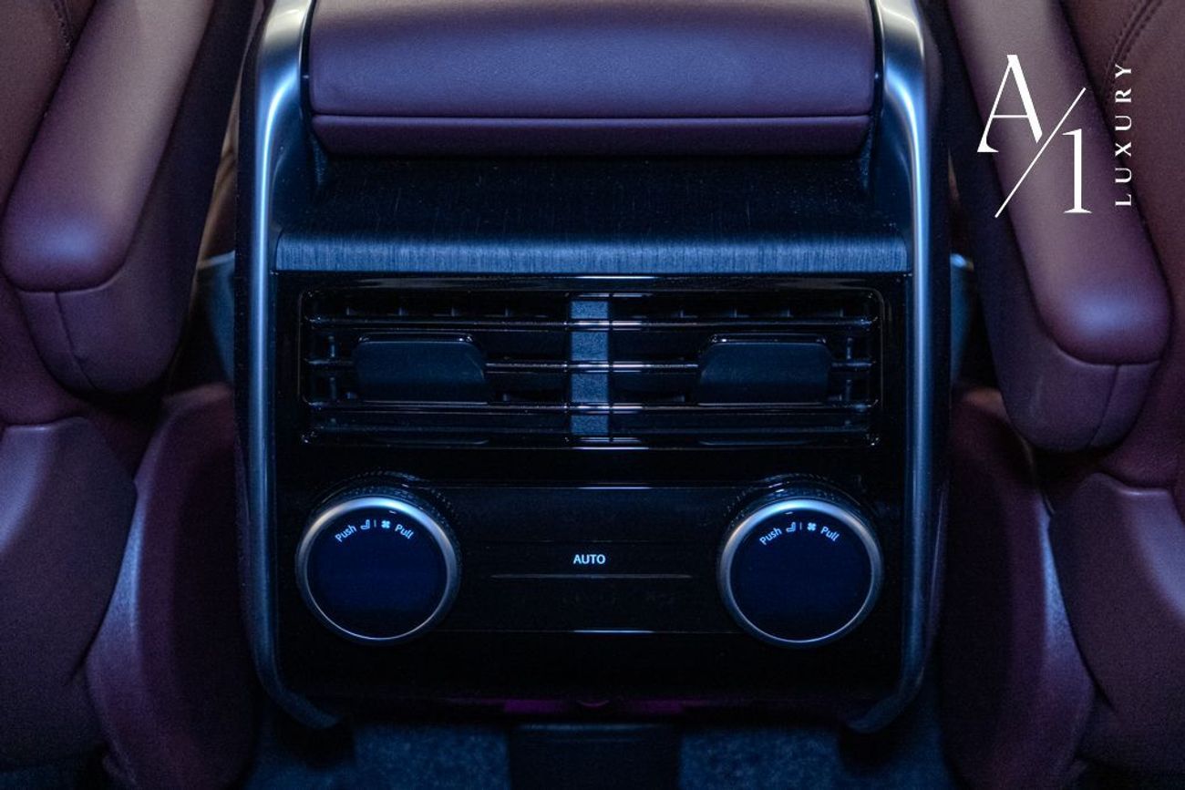 لاند روفر رينج روفر HSE P530 4.4L 2023 Range Rover Vogue P530 HSE, 2028 Range Rover Warranty + Service Pack, Fully Loade