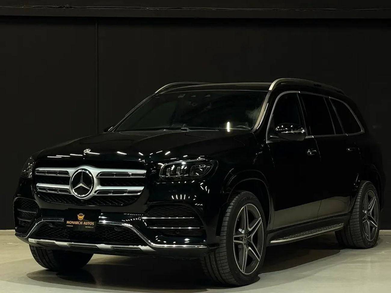 Mercedes Benz GLS580 STD | Ultra Low KM | V8 | AED 179,999