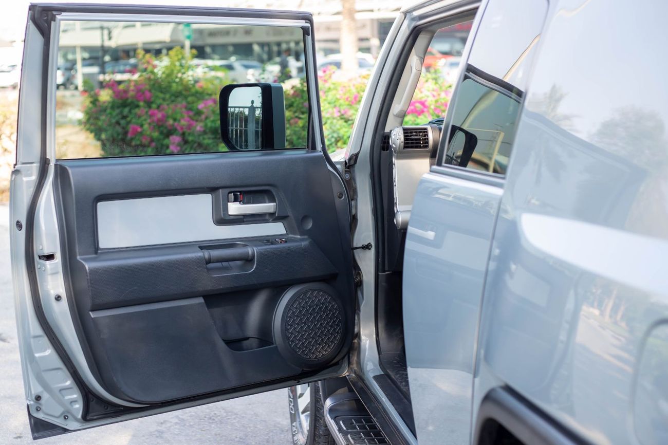 Toyota FJ Cruiser FJ2 4.0L