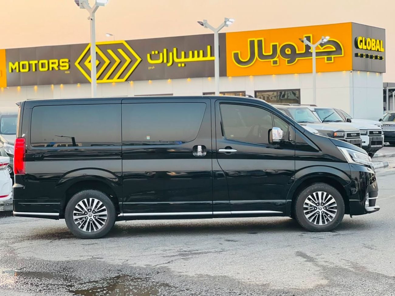 تويوتا جرافينا PREMIUM