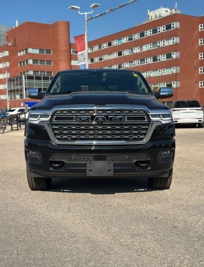 Dodge RAM 5.7 L HEMI LIMITED LONGHORN