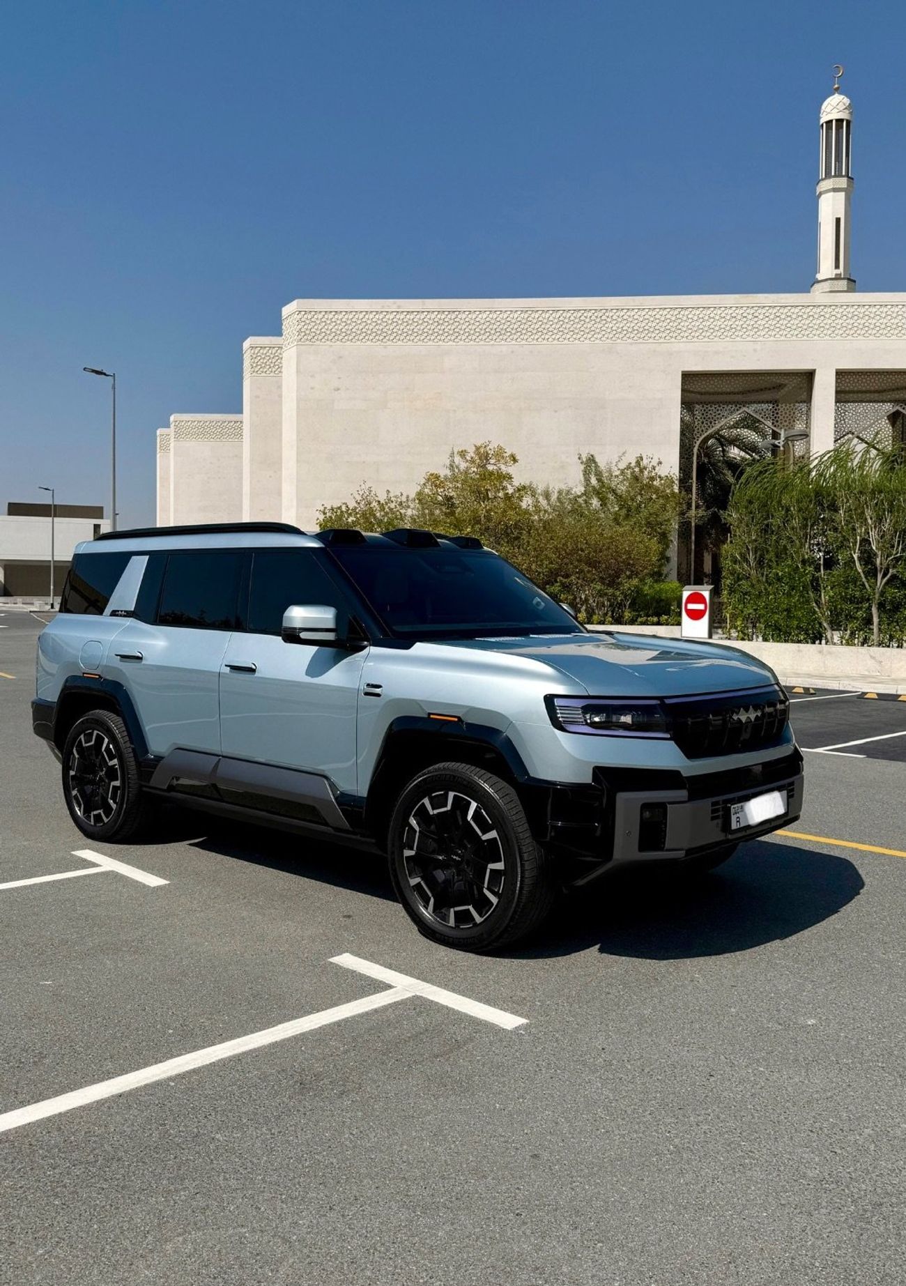 BYD Leopard 8 Smart and Brave Flagship Edition (7 Seats)