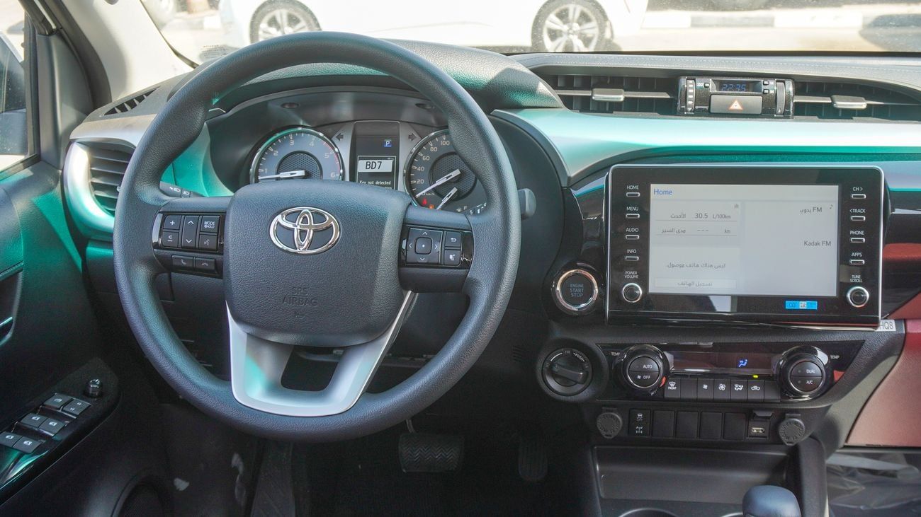 تويوتا هيلوكس SGLX SR5 2.4L DIESEL  Jordan Specs