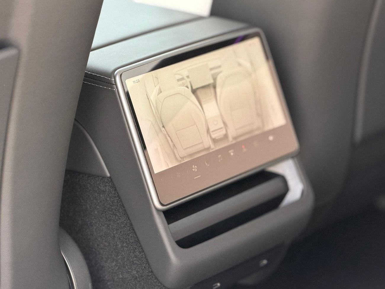 تسلا موديل Y Long Range (AWD)