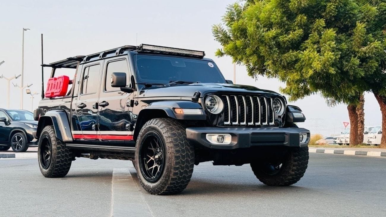 جيب جلادياتور -