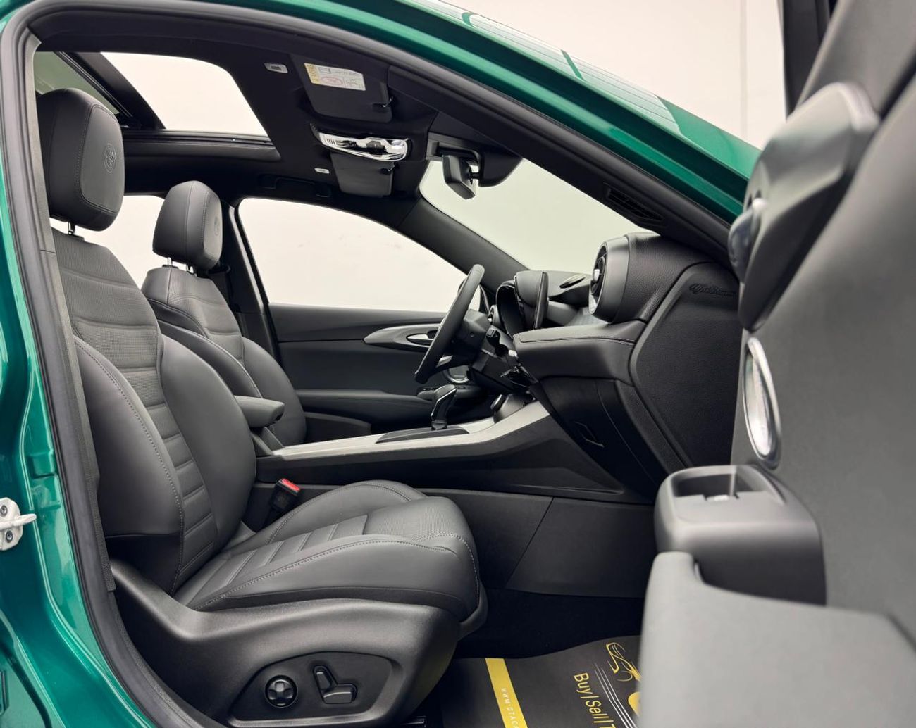 ألفا روميو تونالي 2024 Alfa Romeo Tonale Veloce, 2028 Alfa Romeo Warranty and Service Pack, GCC