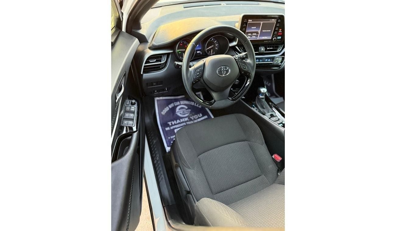 Toyota CHR TOYOTA C-HR XLE full option
