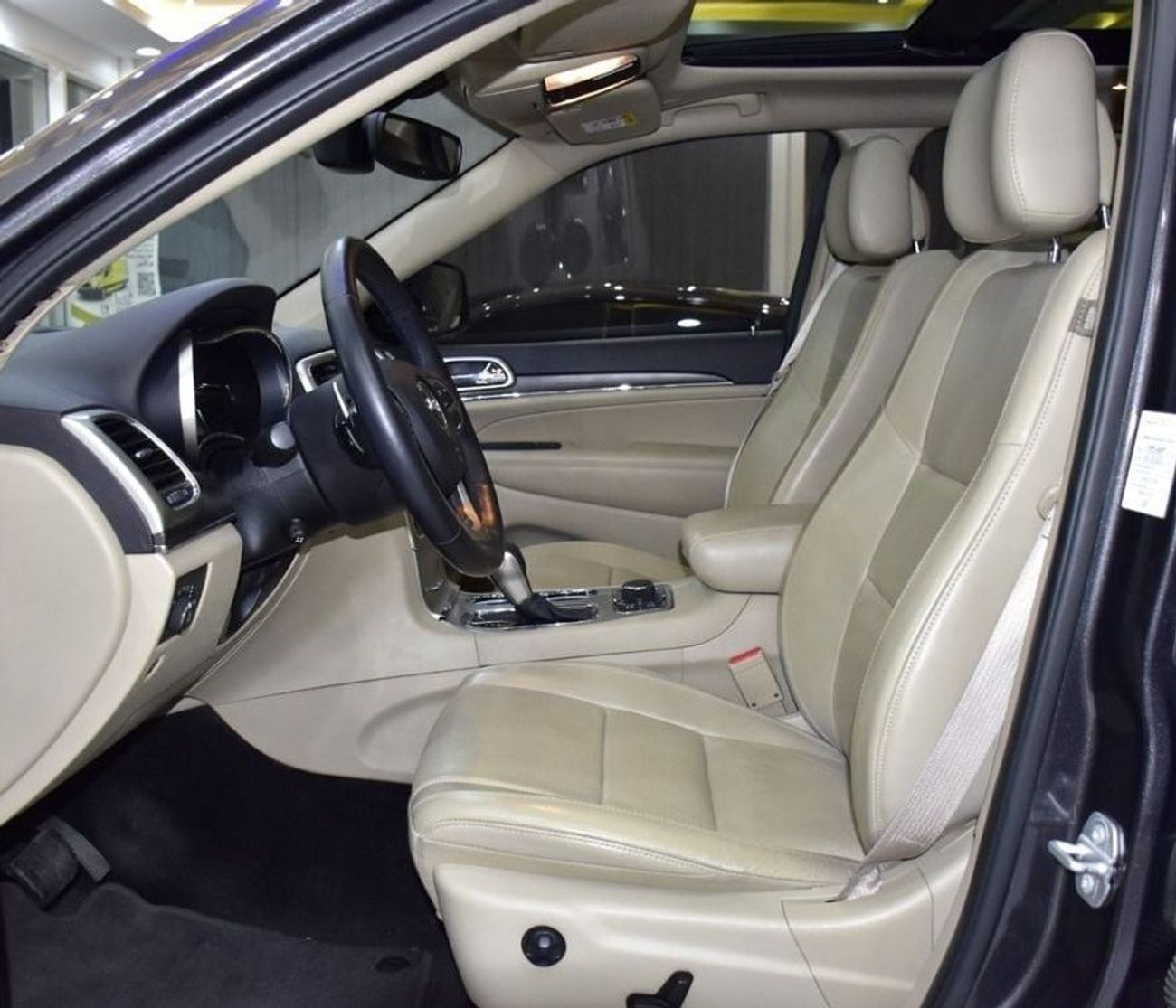 Jeep Grand Cherokee EXCELLENT DEAL for our Jeep Grand Cherokee Limited 4x4 ( 2017 Model ) in Grey Color GCC Specs