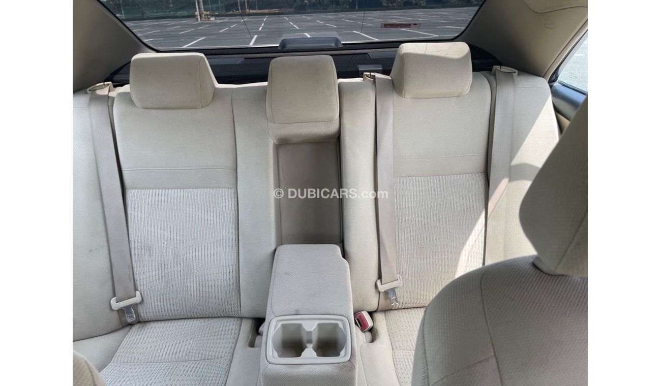 تويوتا كامري SE