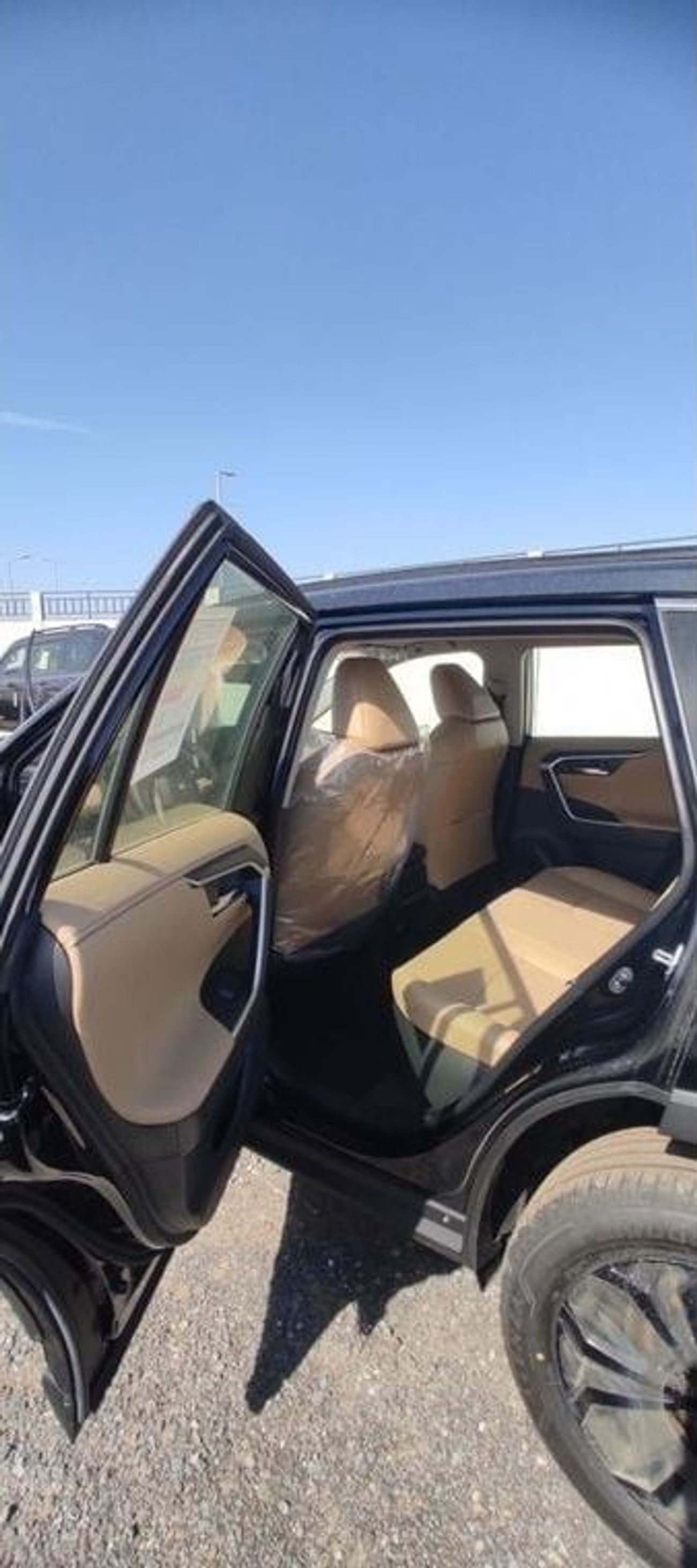 Toyota RAV4 TOYOTA RAV4 2.5L V4 HYBRID FULL OPTION GCC