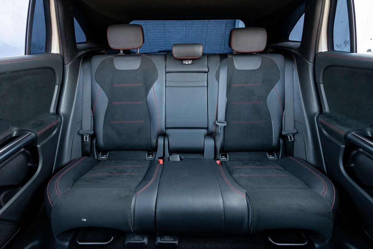 مرسيدس بنز GLA 200