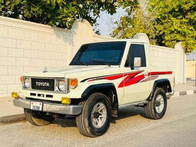 Toyota Land Cruiser Pickup 70 LC 70