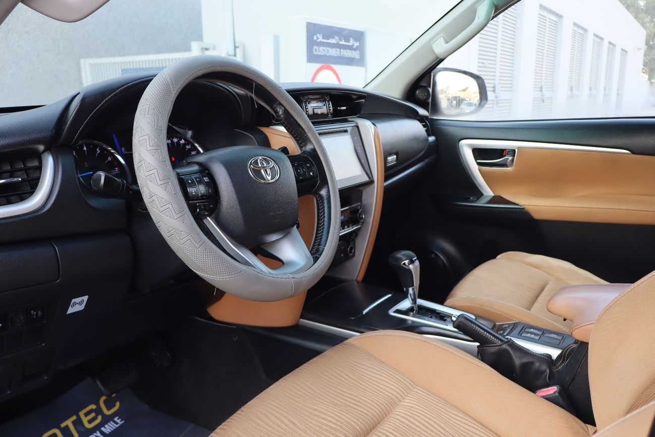 Toyota Fortuner GXR GCC V6