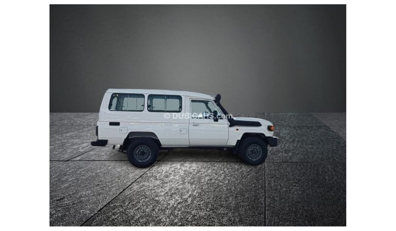 Toyota Land Cruiser 70 2024 Model Toyota Land Cruiser LC78 E (3-Door) Hardtop 4.5L V8 Diesel M/T 4x4