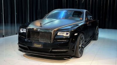 رولز رويس أونيكس Wraith | NEGOTIABLE PRICE | IMMACULATE CONDITION | BLACK BADGE | 624 HP | 3-YEAR WARRANTY AND SERVICE