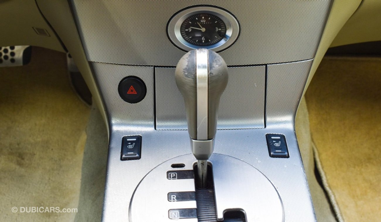 Infiniti FX45 2005 model, number one, leather hatch, sensors, wheels, in excellent condition