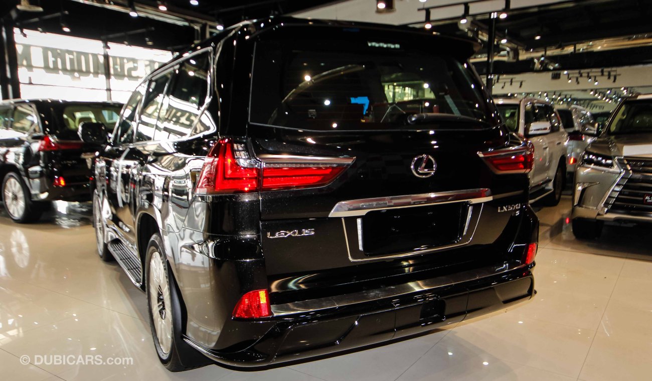 Lexus LX570 S