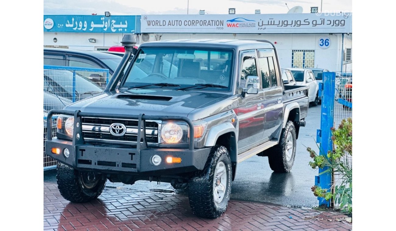 Toyota Land Cruiser Pick Up