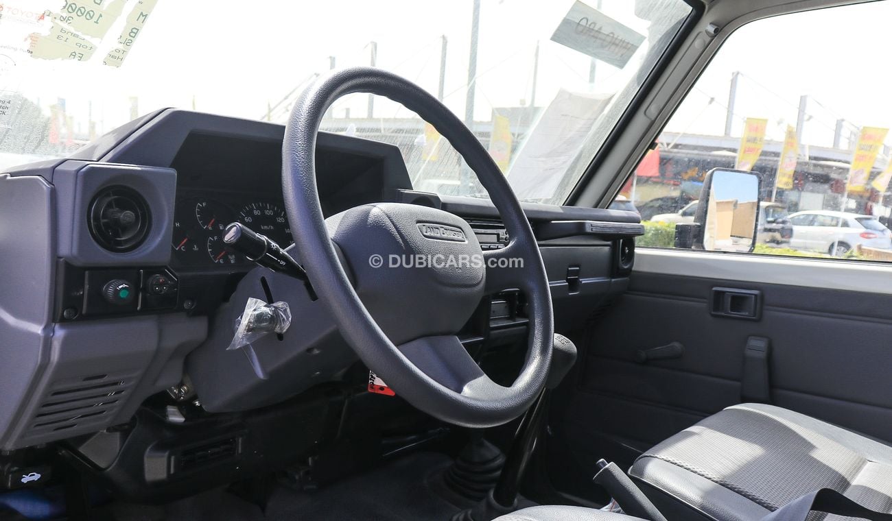 تويوتا لاند كروزر بيك آب